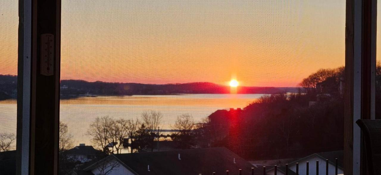 Gourgeous Lake Views, Amazing Susets, On Main Channel Lake Ozark Exteriör bild