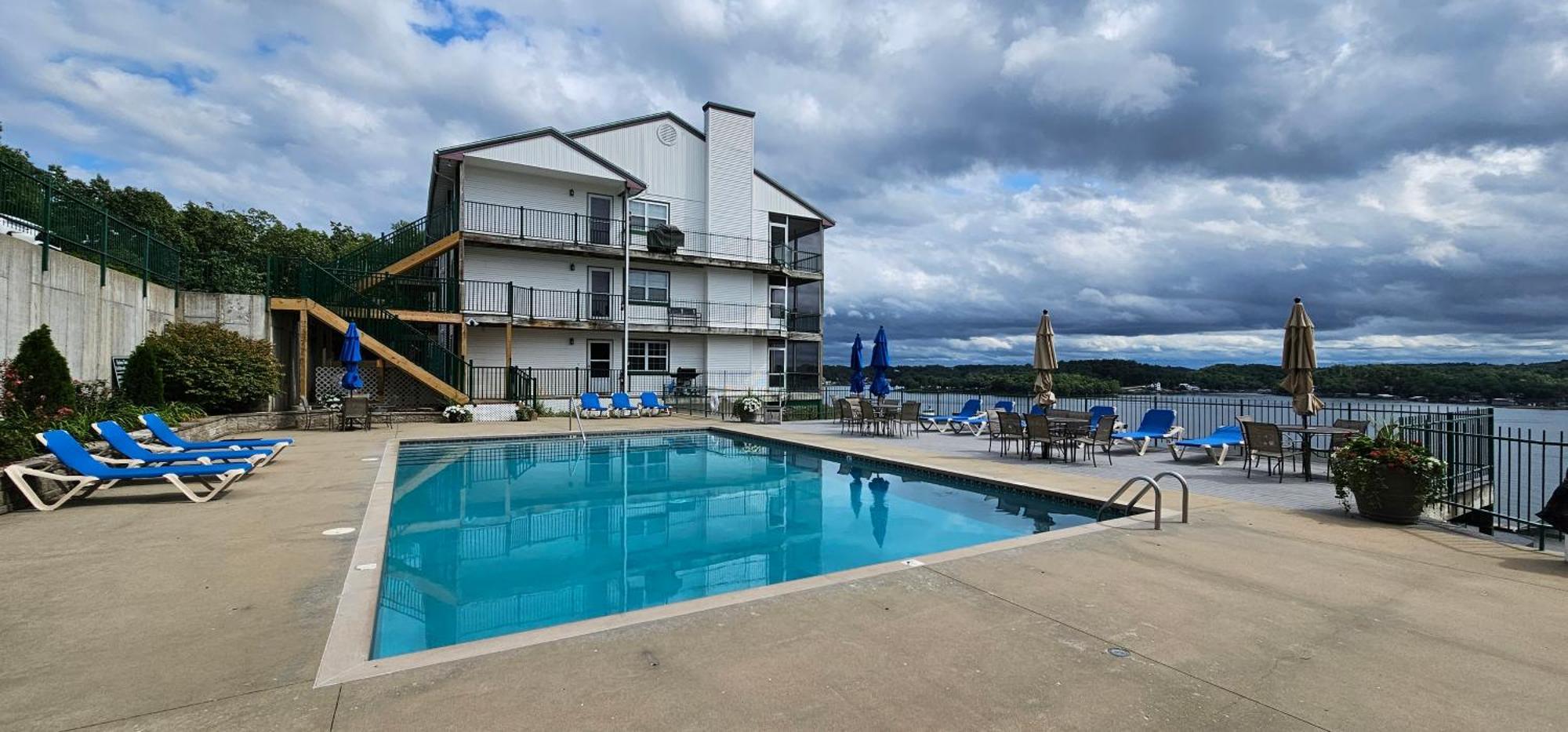 Gourgeous Lake Views, Amazing Susets, On Main Channel Lake Ozark Exteriör bild
